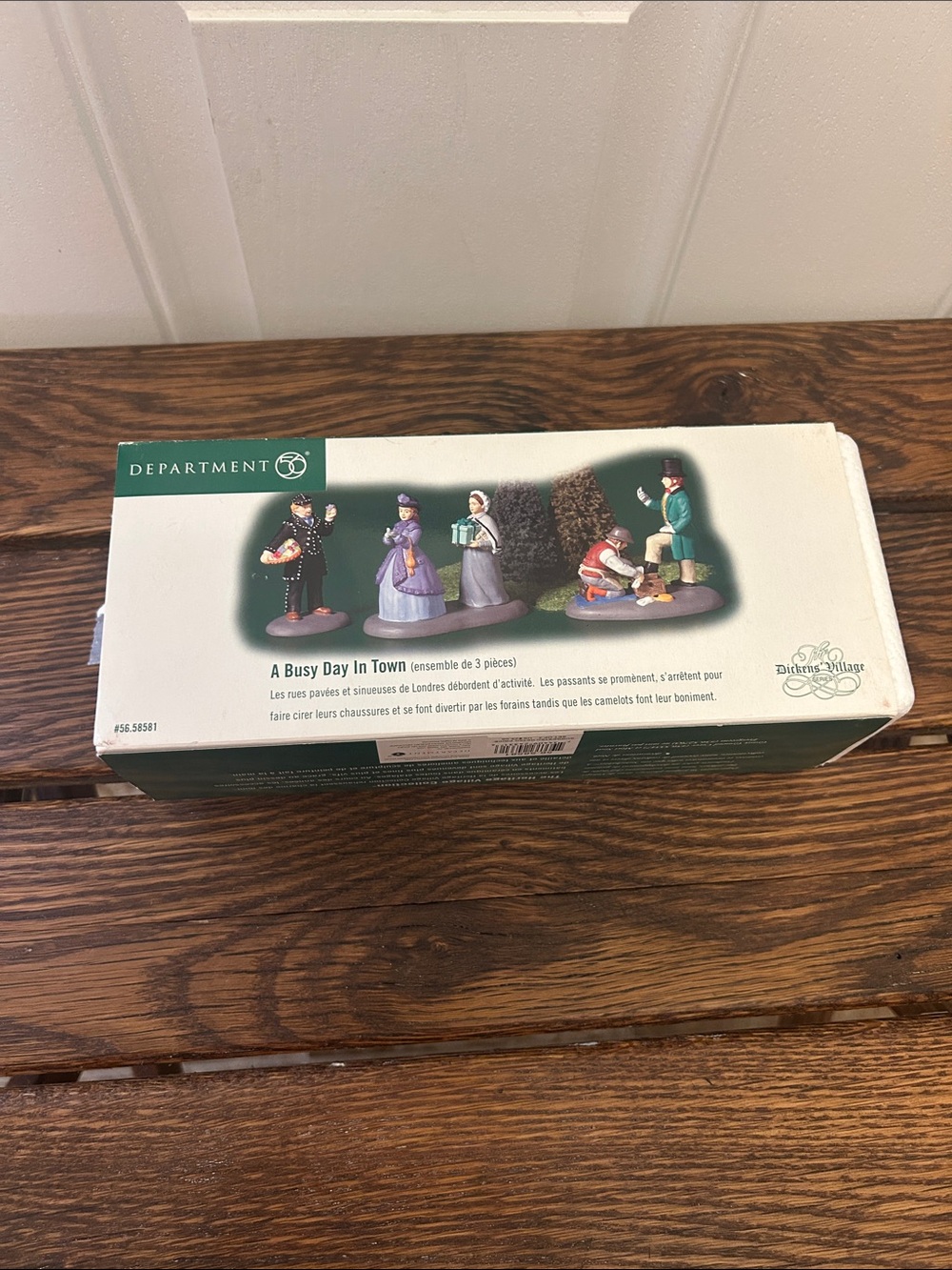 Department 56 “A Busy Day in Town” Dickens Village Series Figurine Set with Box